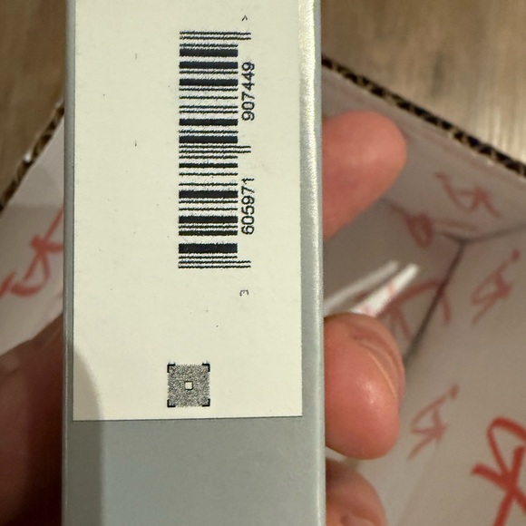 IT Cosmetics CC+ Cream - Neutral Medium IN BOX SEALED NEVER USED OR OPENED NWT - Picture 8 of 11